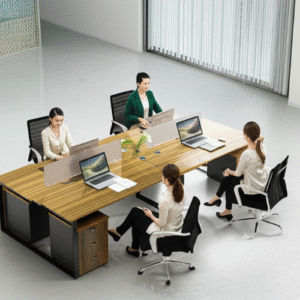 Poste de travail collaboratif à 4 places