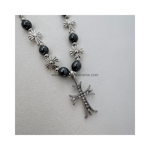 Collier perlé croix Gothique – Image 3