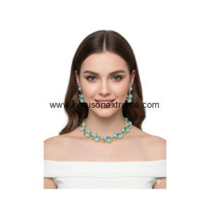 Ensemble collier et boucles d'oreilles orné de perles
