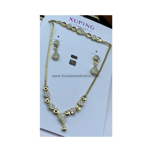 Ensemble collier et boucles d'oreilles – Image 3