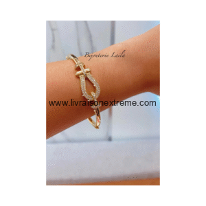 Ensemble bracelet et bague en boucle pavée