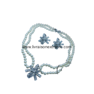 Parure en perles et étoiles baguette