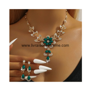 Ensemble collier et boucles d'oreilles à motif floral