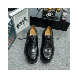 Chaussures Derbies à motif crocodile