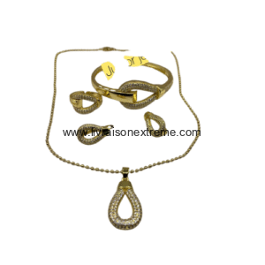 Ensemble de bijoux à motif de goutte précieuse