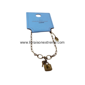 Bracelet orné d'un cadenas
