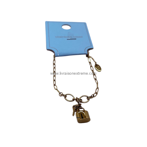 Bracelet orné d'un cadenas