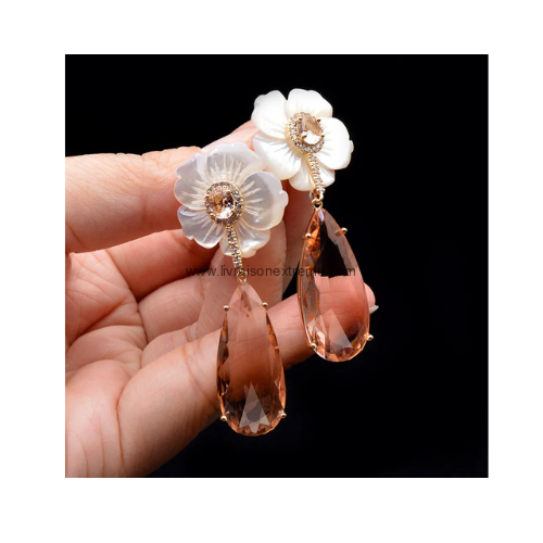 Boucles d'oreilles pendantes fleur et goutte – Image 3