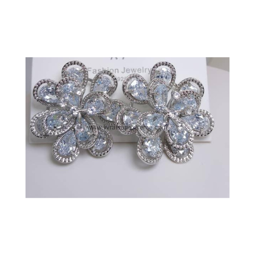 Boucles d'oreilles motif fleurs cristal – Image 2