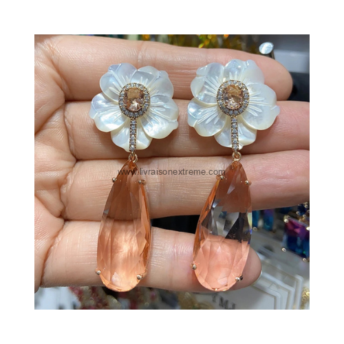 Boucles d'oreilles pendantes fleur et goutte – Image 2