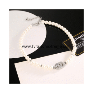 Collier en perles Chanel cristal