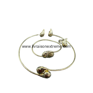 Parure en motif goutte ciselée 4 pièces