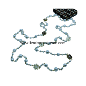 Parure Sautoir perles et fleurs