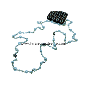 Collier sautoir perles et trèfles