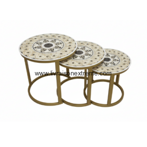 Table Salon imbriquées Lvx‑501 – “Plateau rond avec motifs géométriques et floraux raffinés en tons beige”