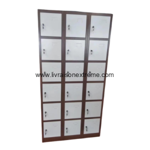Armoire avec 18 porte